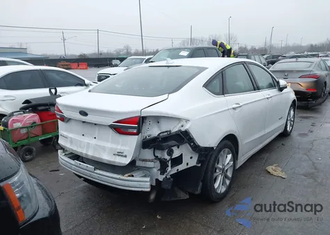 2019 Ford Fusion Hybrid Se from USA, damaged, VIN 3FA6P0LU9KR185730